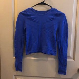 NWOT Fabletics crop long sleeve